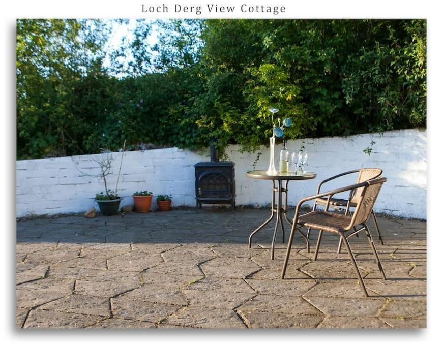 Cosy Self Contained Cottage With Stunning Views Killaloe Exterior foto