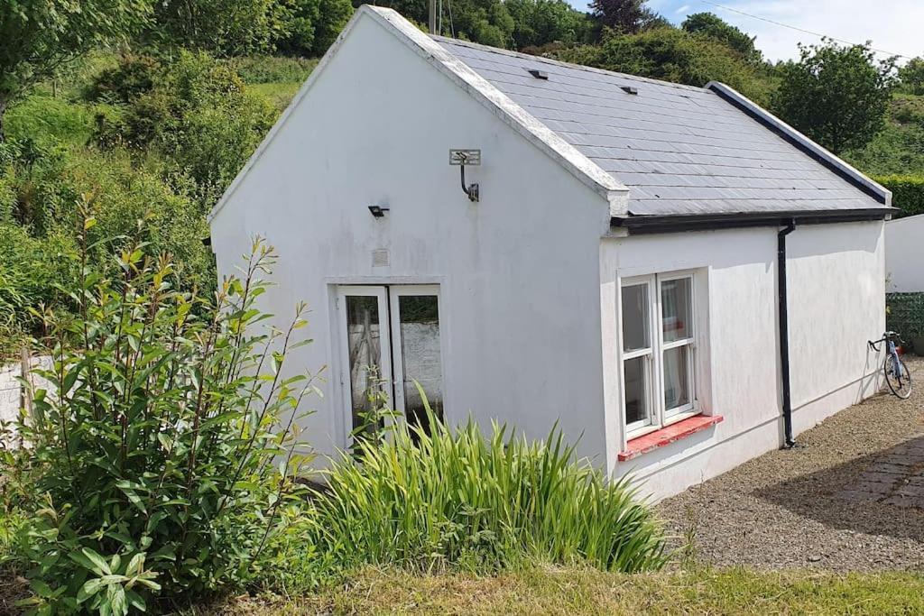 Cosy Self Contained Cottage With Stunning Views Killaloe Exterior foto